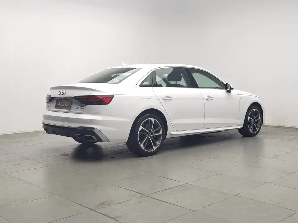 Audi A4L — миниатюра 2
