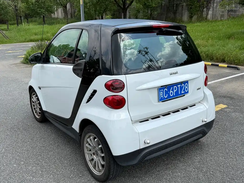 smart Smart Fortwo — миниатюра 4