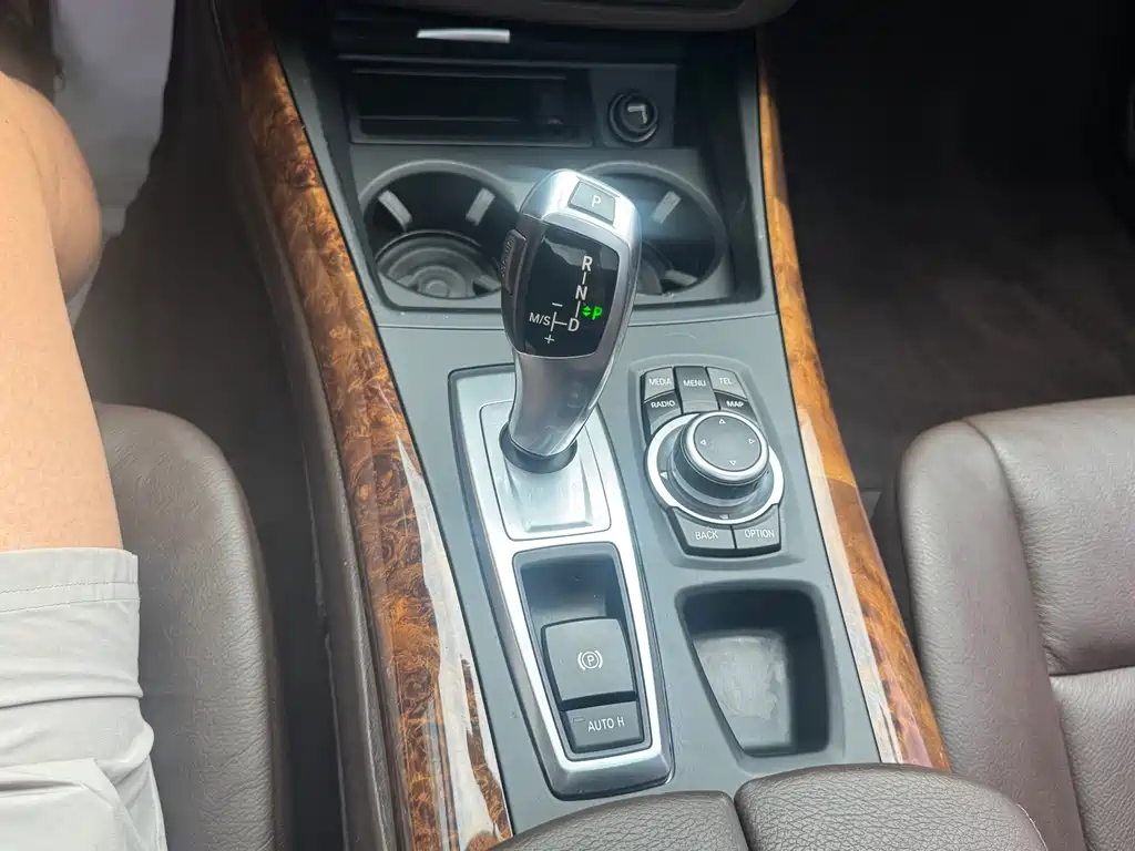 BMW X5 (Import) — миниатюра 15