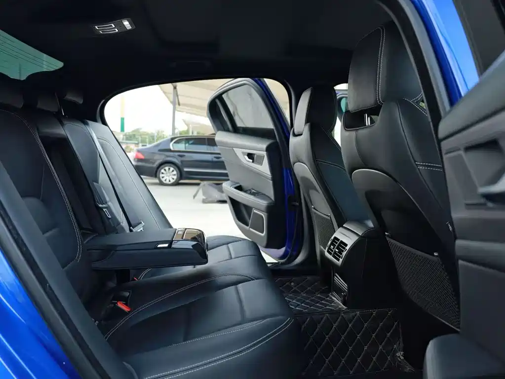 Jaguar XEL 2020 2.0T 200PS R-DYNAMIC S Sport