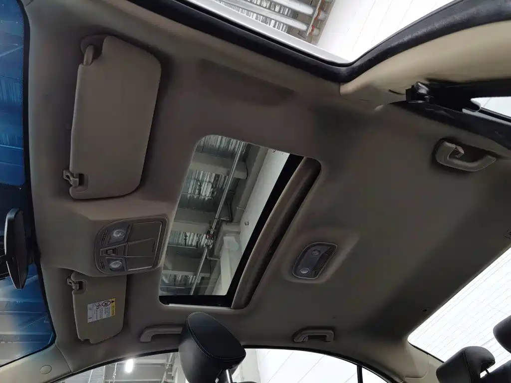 Geely Emgrand — миниатюра 14