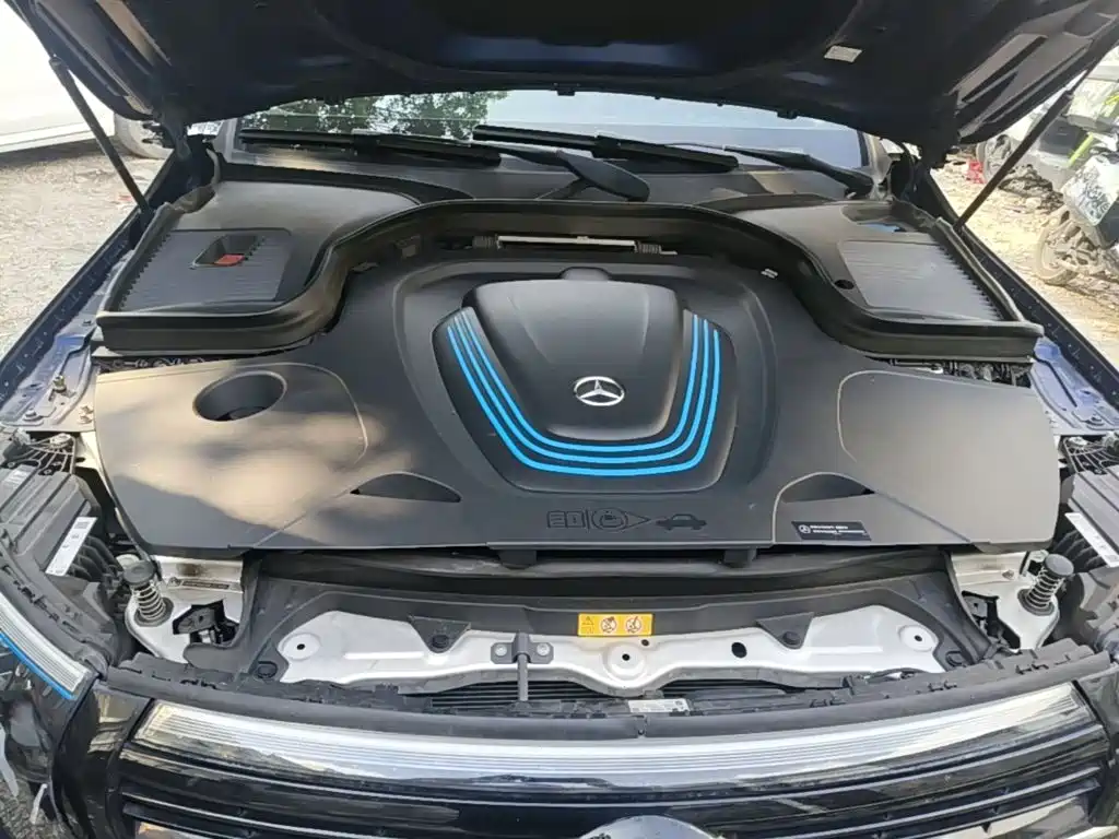 Mercedes-Benz EQC — миниатюра 20