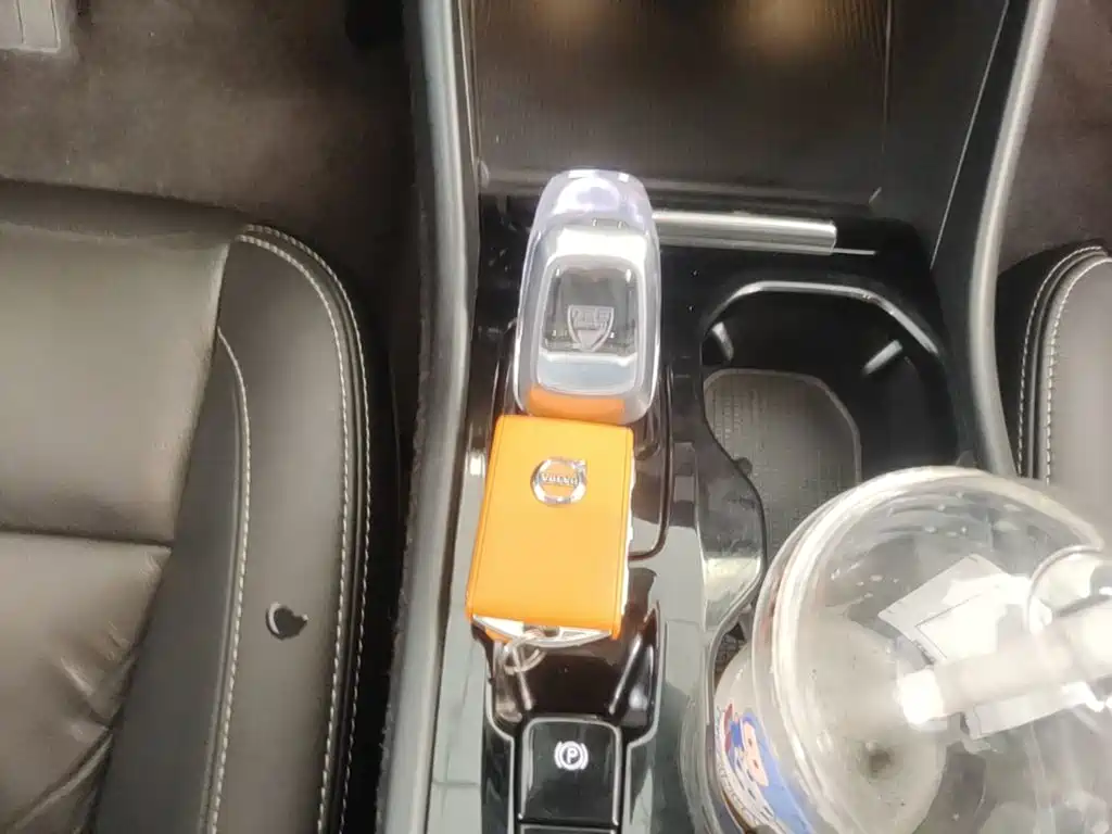 Volvo XC40 — миниатюра 14