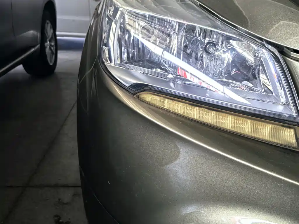 Ford Kuga 1.6L GTDi 4WD Elite Type, фото 4