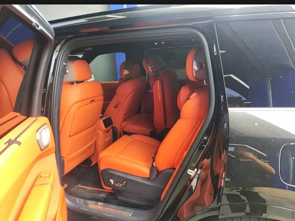 Lynk & Co 900 2025 2.0T Ultra 6 мест