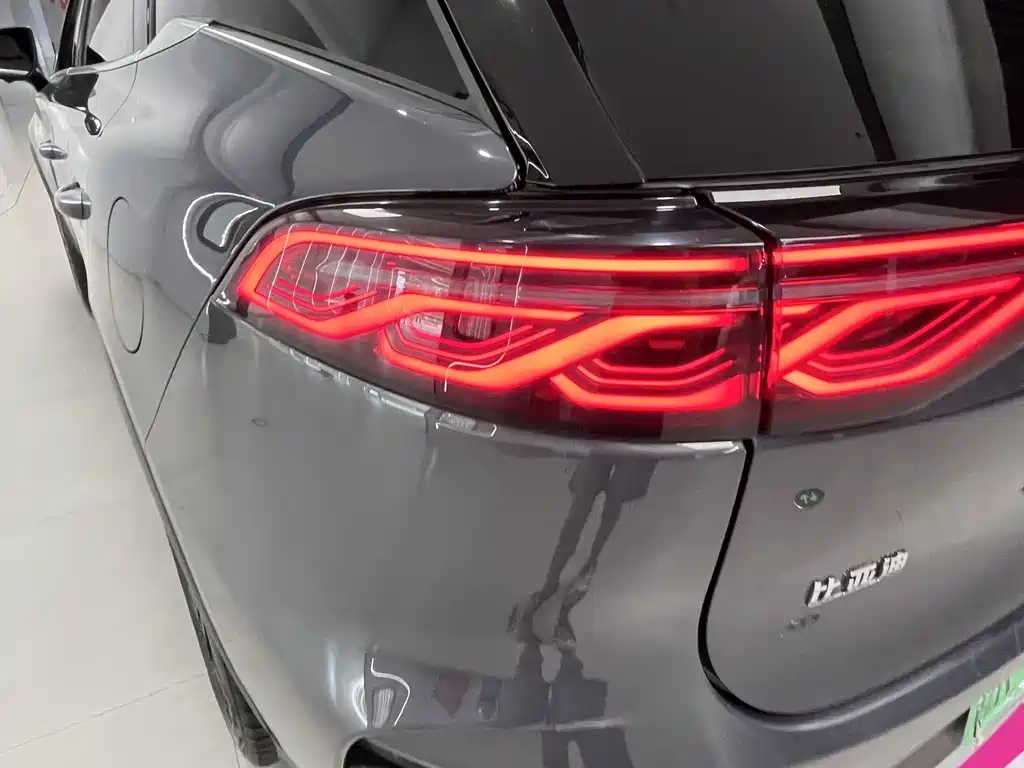 BYD Tang 2024 DM-p Champion 215KM Flagship