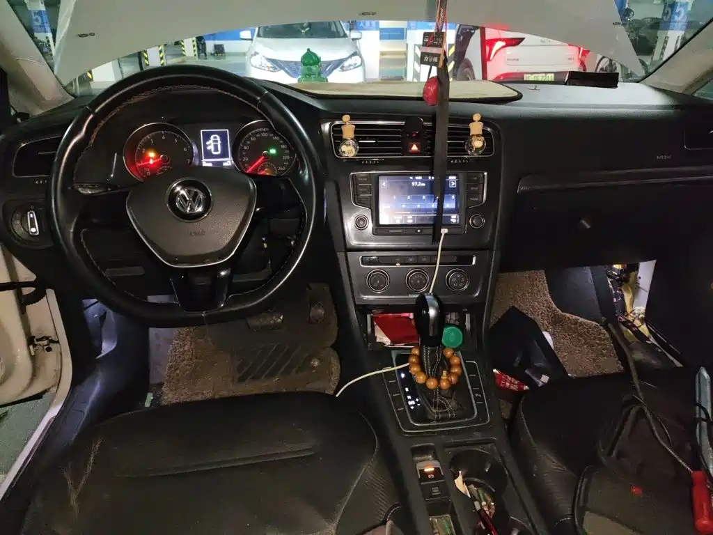 Volkswagen Golf — миниатюра 5