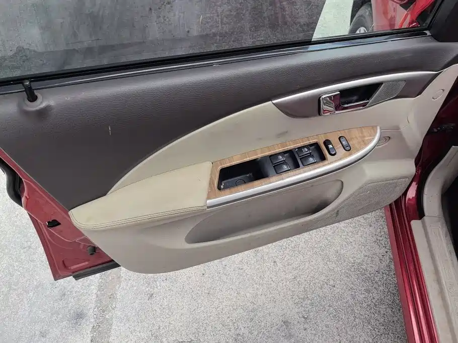 Buick Excelle — миниатюра 7