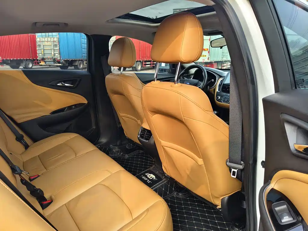 Chevrolet Malibu XL — миниатюра 11