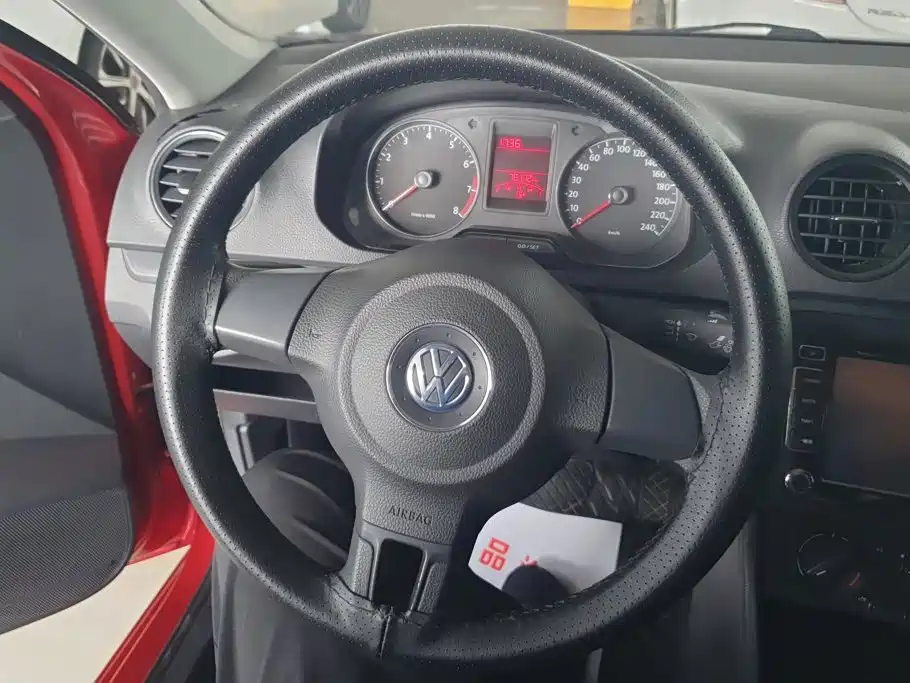 Volkswagen Jetta — миниатюра 15