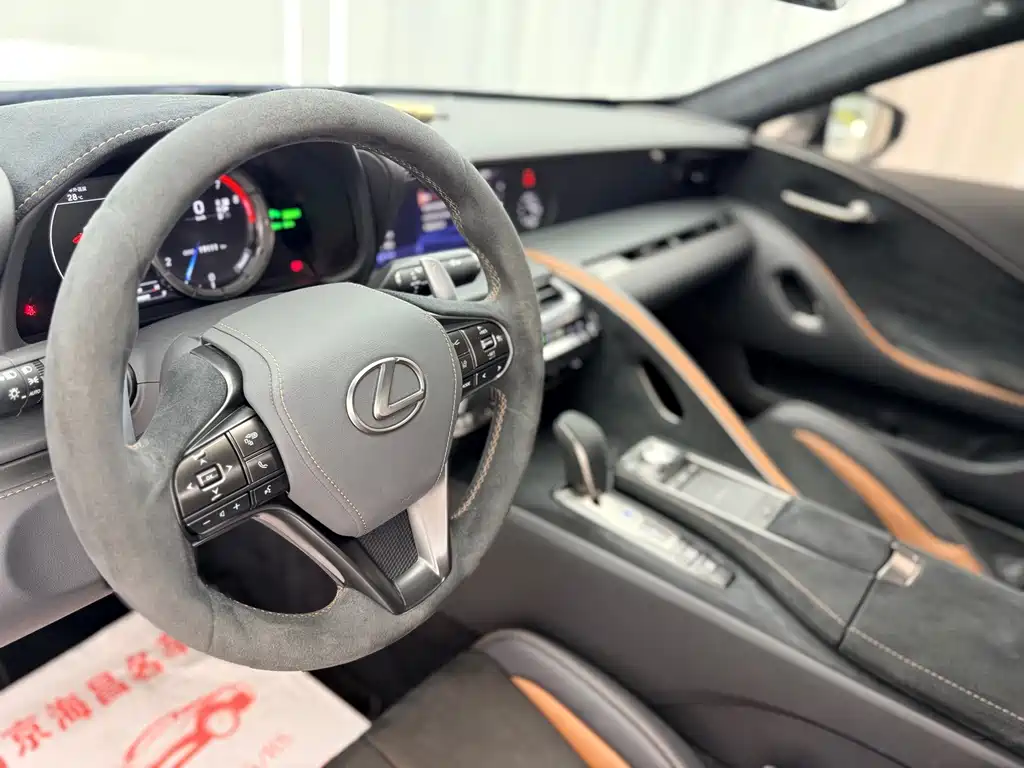 Lexus LC 500h Special Edition, фото 4