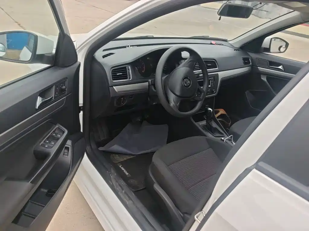Volkswagen Lavida — миниатюра 12