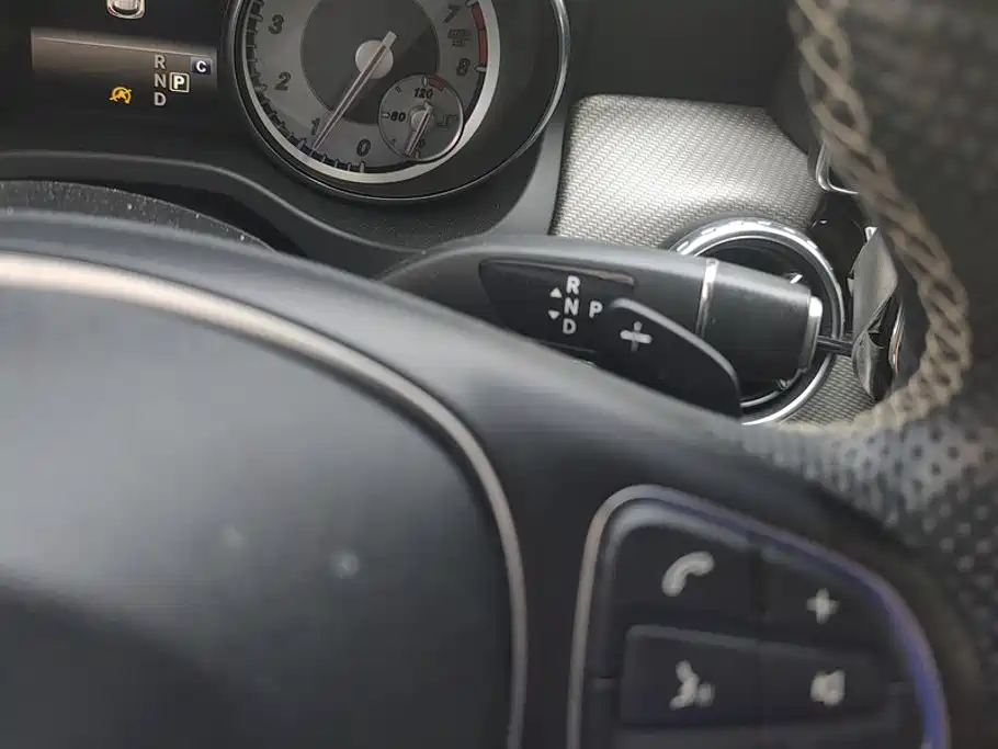 Mercedes-Benz GLA — миниатюра 16