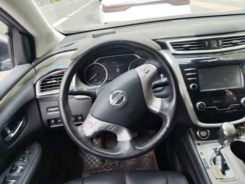 Nissan Murano — миниатюра 11