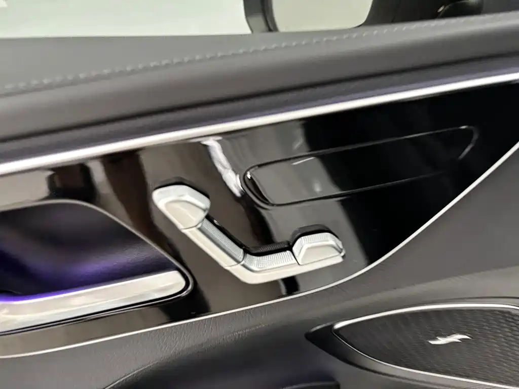 Mercedes-Benz C-Class New Energy — миниатюра 11