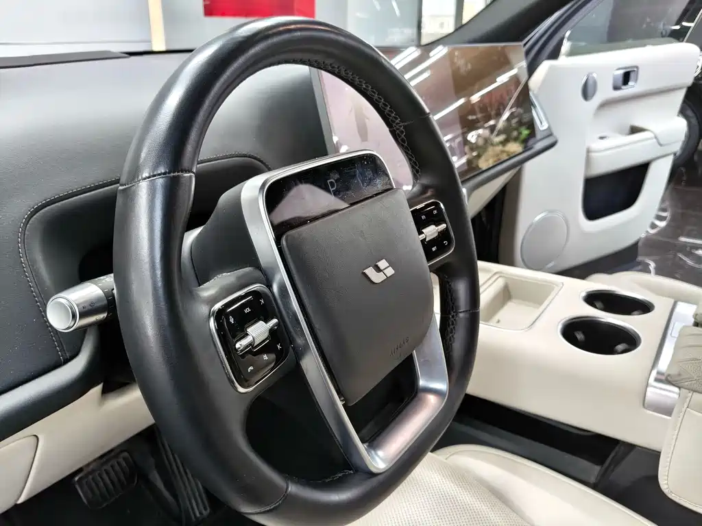 Li Auto Li L8 — миниатюра 11