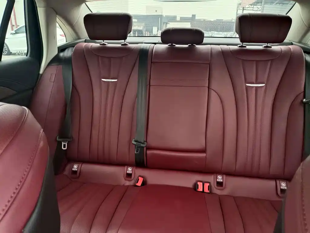 Hongqi Hongqi H5 — миниатюра 10
