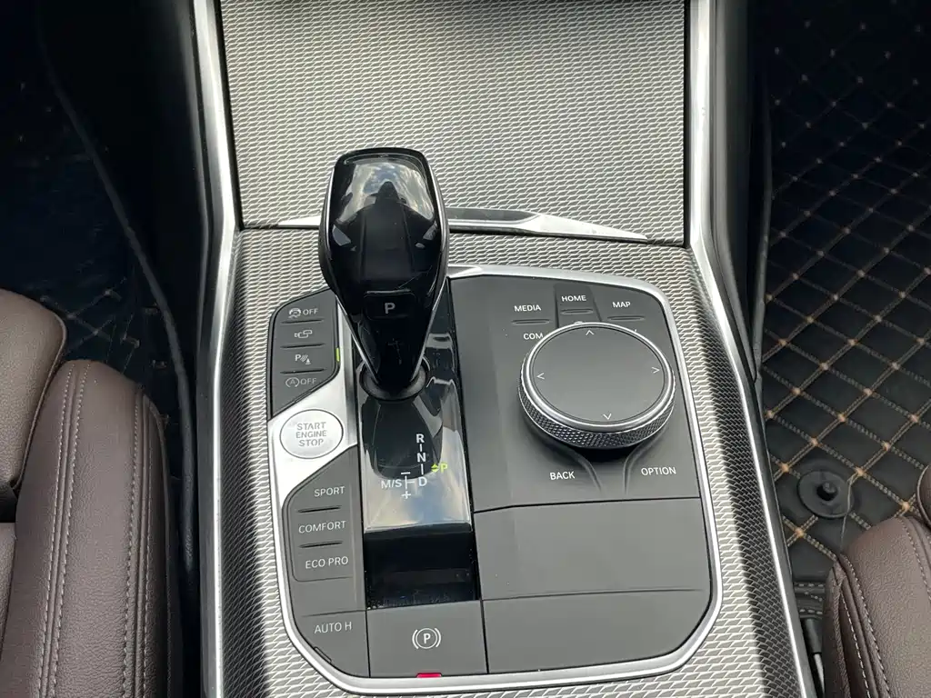 BMW 3 Series — миниатюра 11