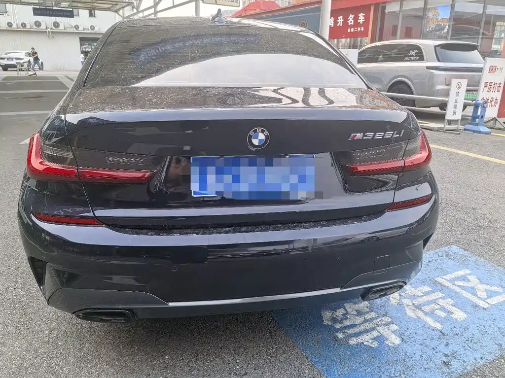 BMW 3 Series — миниатюра 12