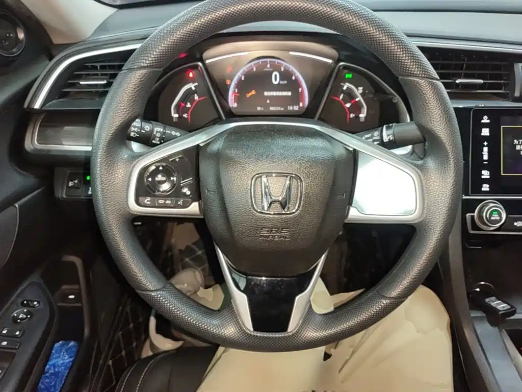 Honda Civic — миниатюра 11