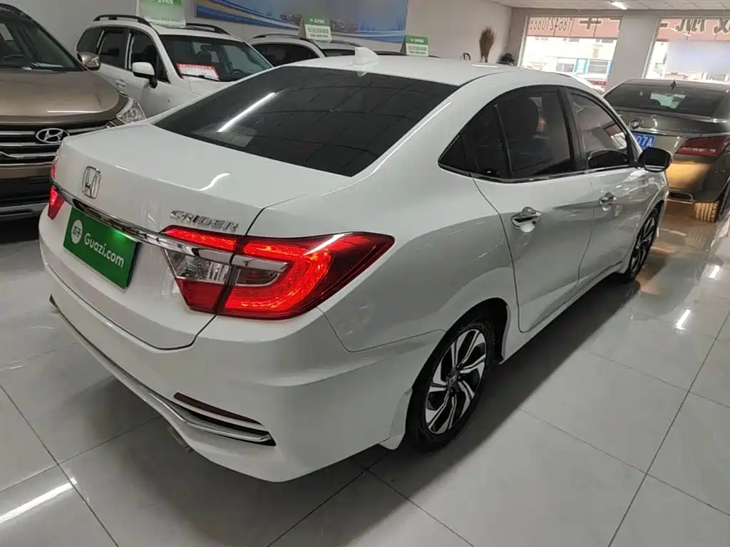 Honda Crider 2016 1.8L CVT Comfort