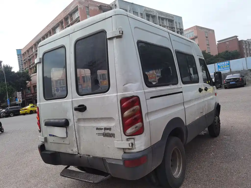 IVECO Baodi — миниатюра 7