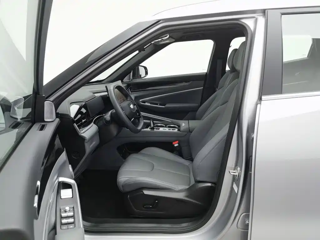 Geely Boyue — миниатюра 10