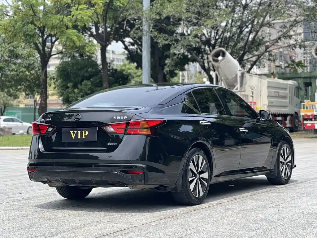 Nissan Teana — миниатюра 15