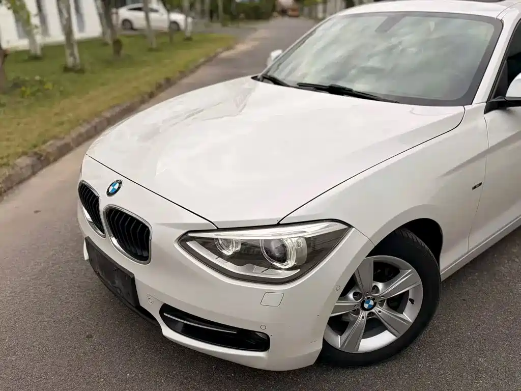 BMW 1 Series (Import) — миниатюра 4
