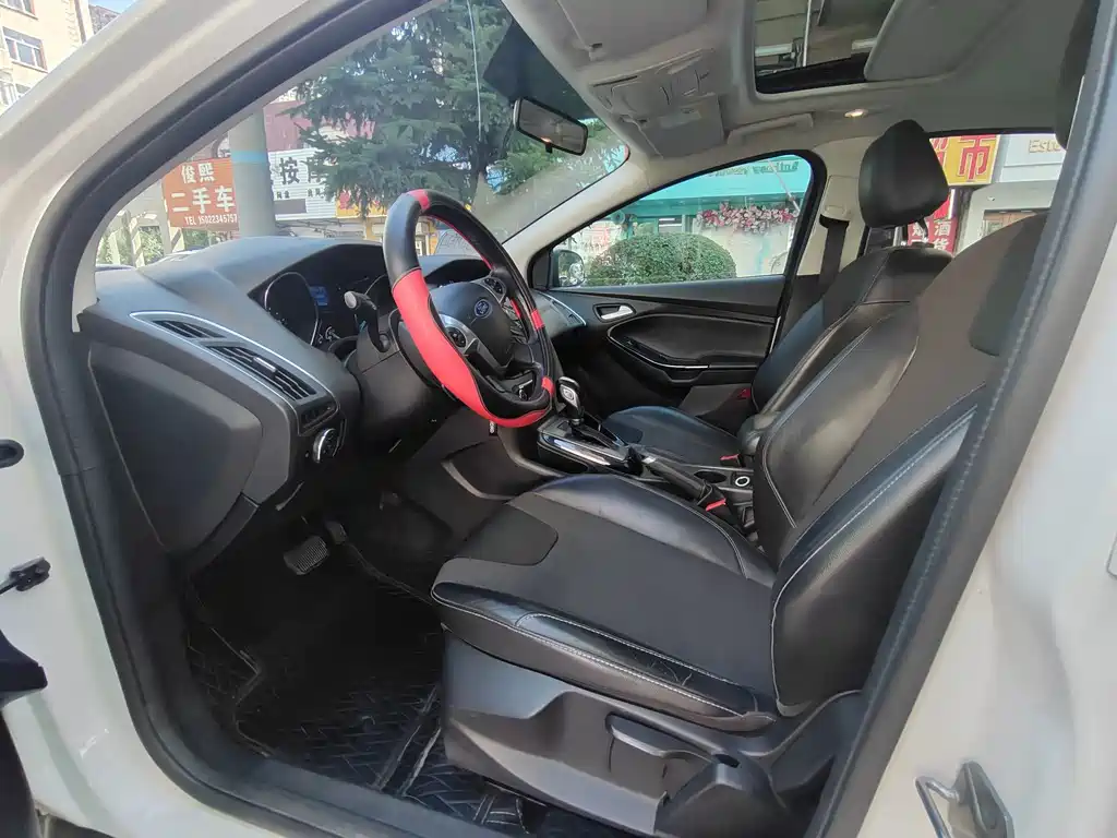 Ford Focus — миниатюра 7