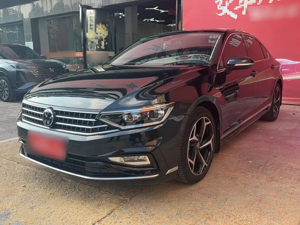 Volkswagen Magotan — миниатюра 2