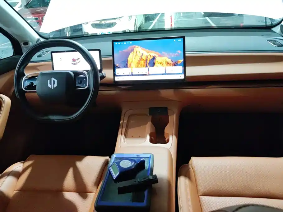 Leapmotor Leapmotor C10 — миниатюра 12