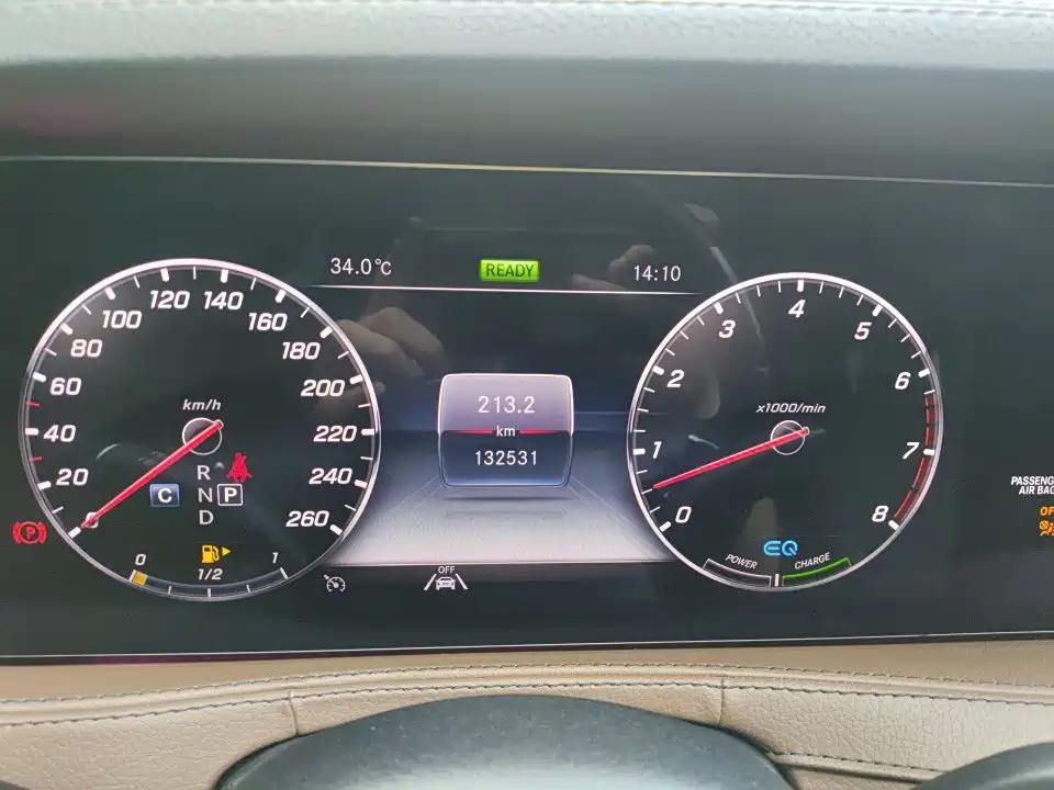 Mercedes-Benz S-Class — миниатюра 8
