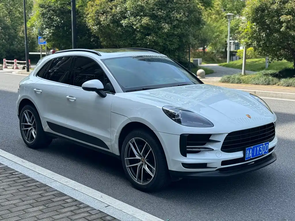 Porsche Macan — миниатюра 4