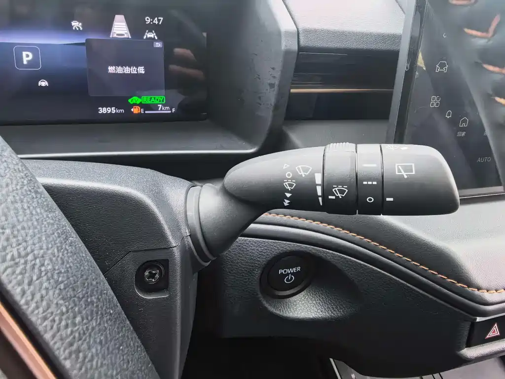 Toyota Frontlander — миниатюра 18