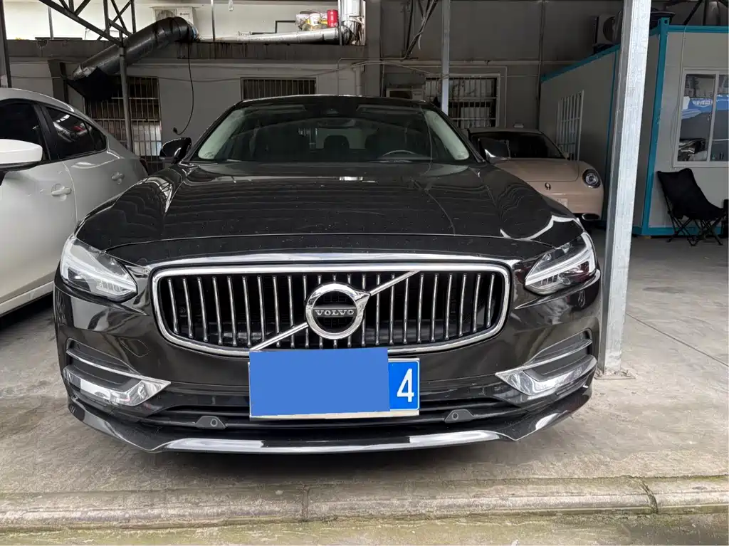 Volvo S90 2020 T5 Luxury