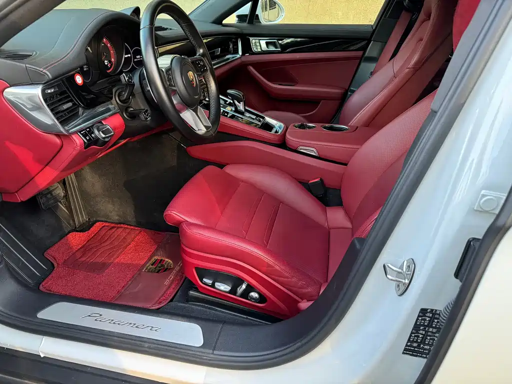 Porsche Panamera — миниатюра 10