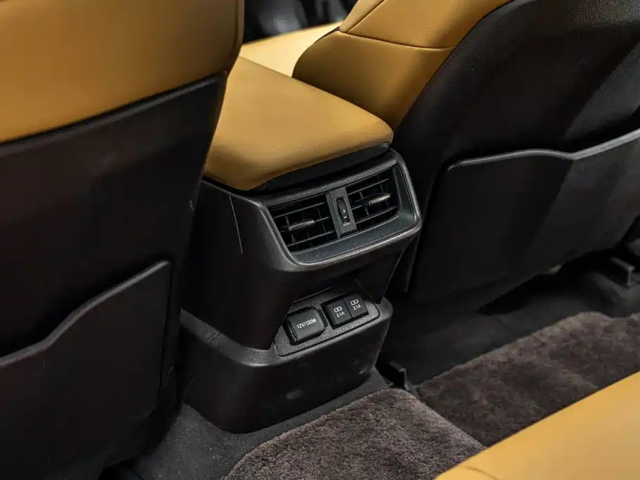 Lexus ES — миниатюра 27