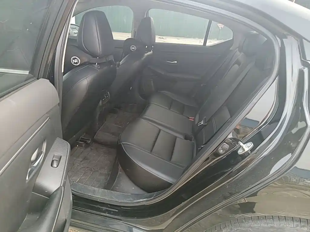 Nissan Sylphy — миниатюра 17