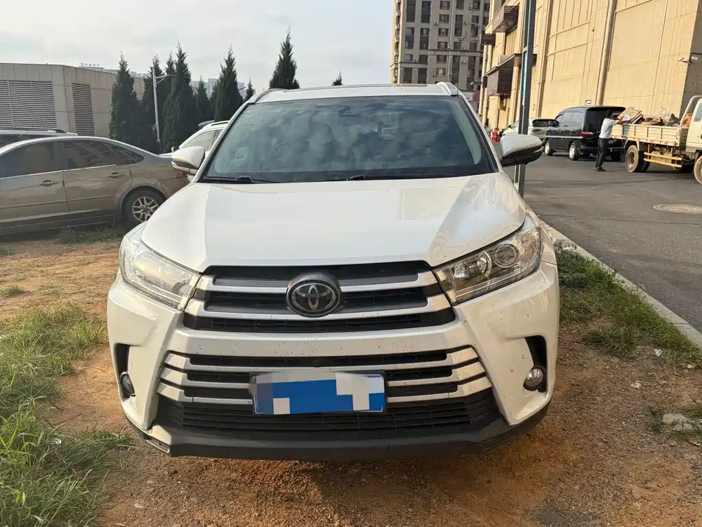 Toyota Highlander — миниатюра 4