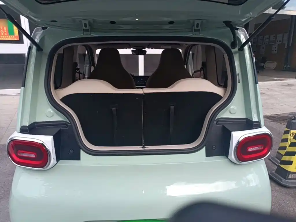 Wuling MINIEV — миниатюра 19