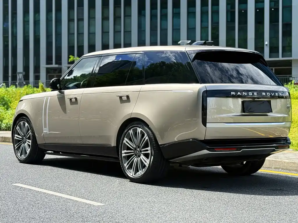 Land Rover Range Rover 2024 3.0 L6 400PS SV Long Wheelbase