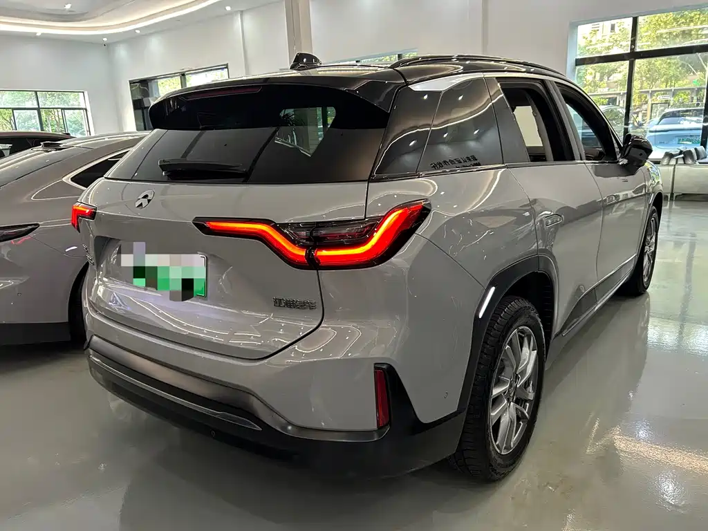 NIO ES6 — миниатюра 2