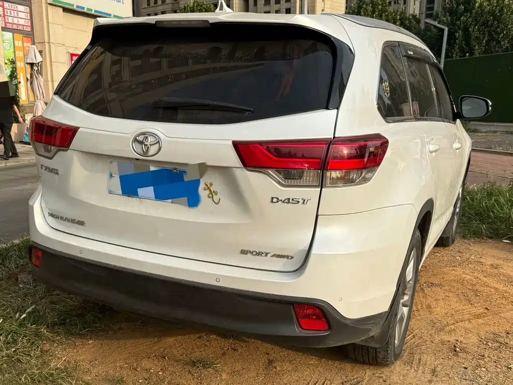 Toyota Highlander — миниатюра 2