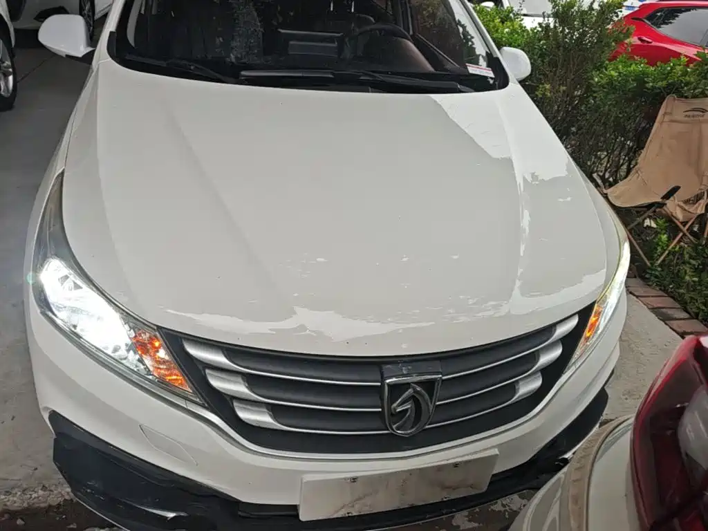 Baojun 310 — миниатюра 3