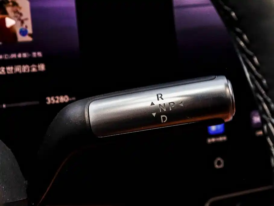 AITO Wenjie AITO M9 — миниатюра 19