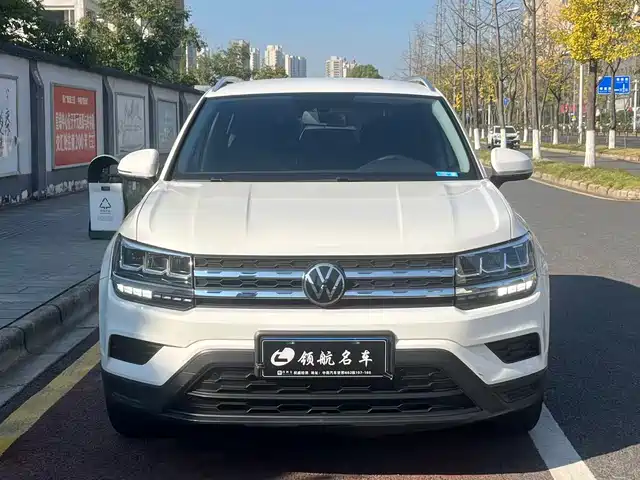 VOLKSWAGEN TUYUE