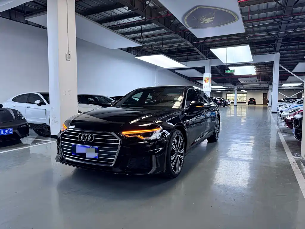 Audi A6L 2022