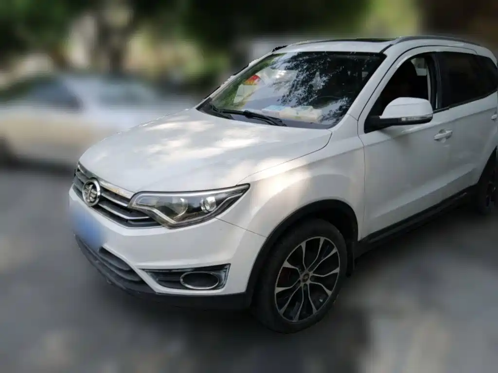 FAW Senya R7