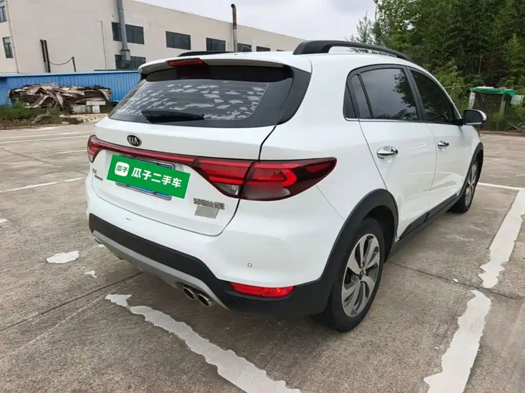 Kia KX Cross — миниатюра 7